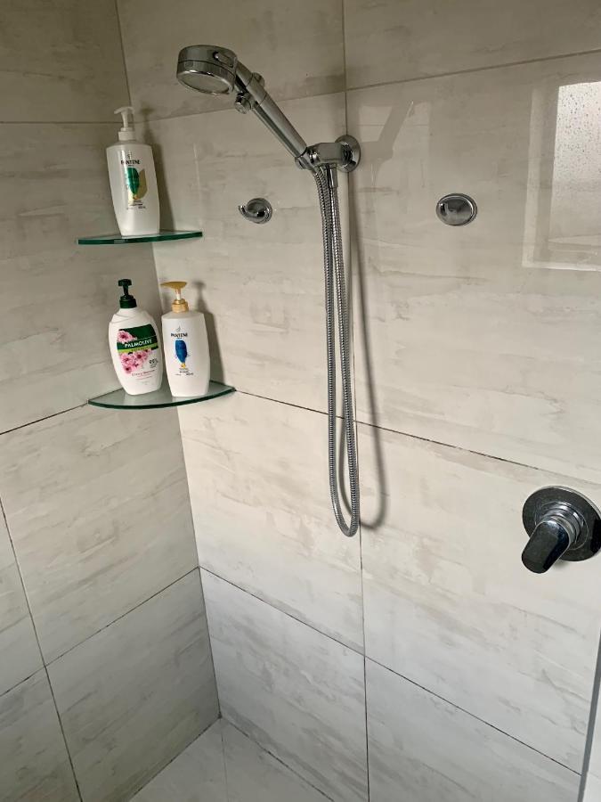 Kg Ensuite พาล์เมอร์สตันนอร์ท ภายนอก รูปภาพ